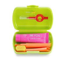 BE YOU Green Дорожній набір в зеленому боксі