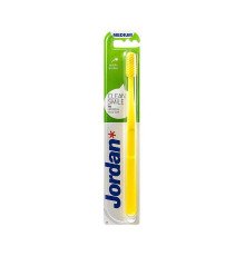 Jordan Clean Smile Зубна щітка середньої жорсткості
